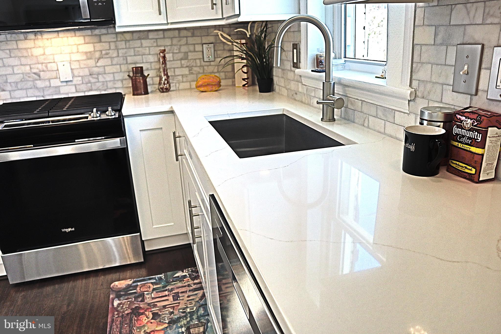 COUNTRY CLUB PARK - Residential