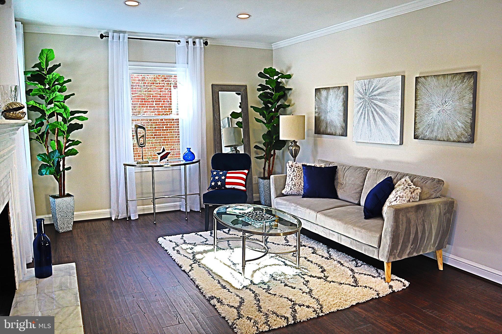 COUNTRY CLUB PARK - Residential