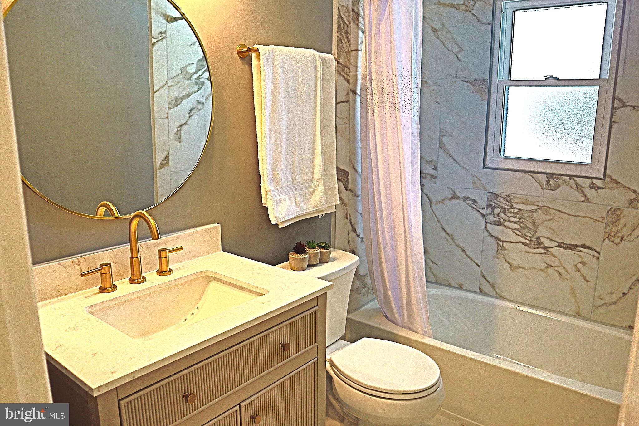 COUNTRY CLUB PARK - Residential