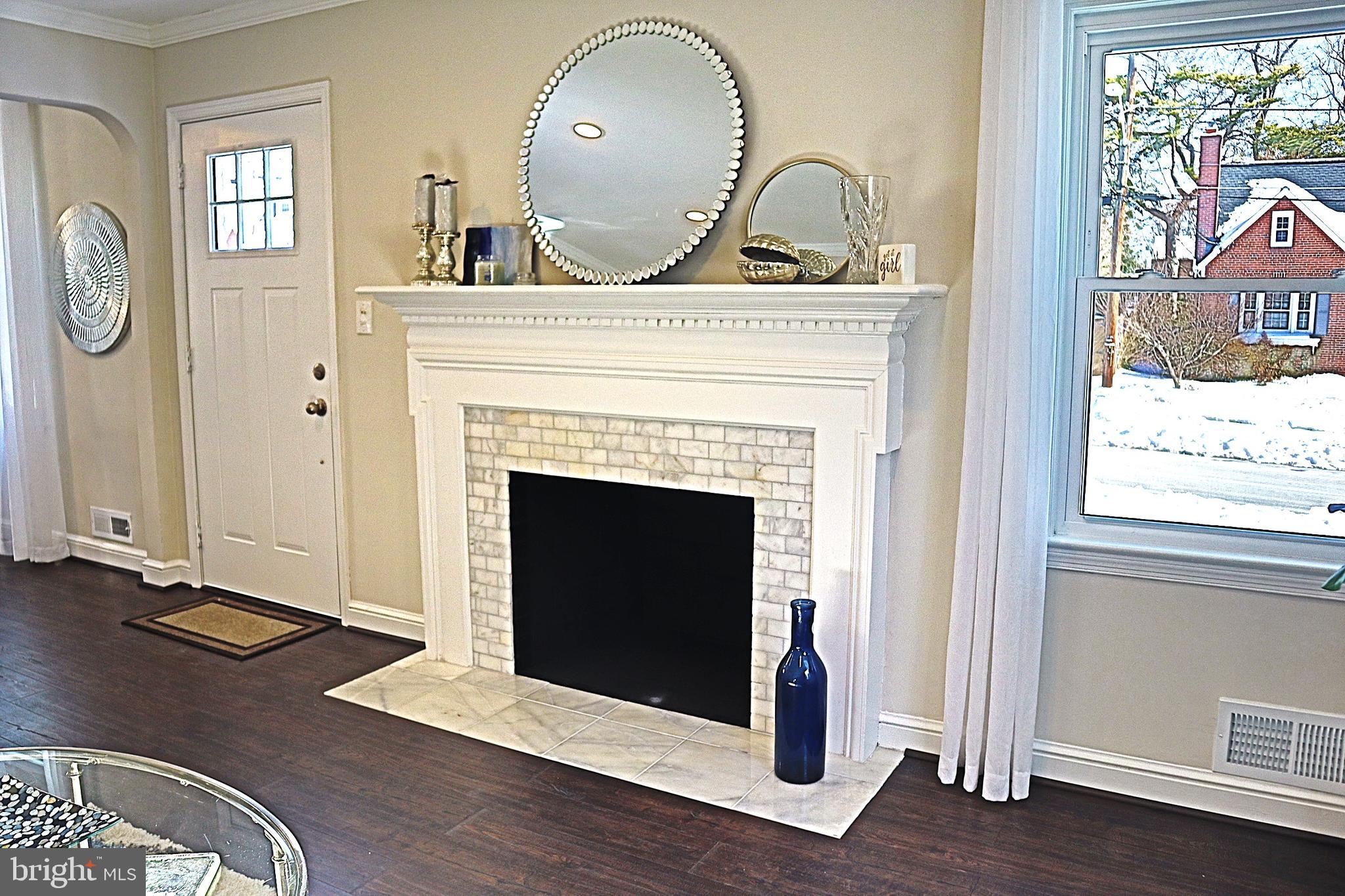 COUNTRY CLUB PARK - Residential