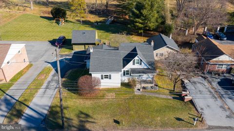 43 STRASBURG PIKE LANCASTER PA 17602