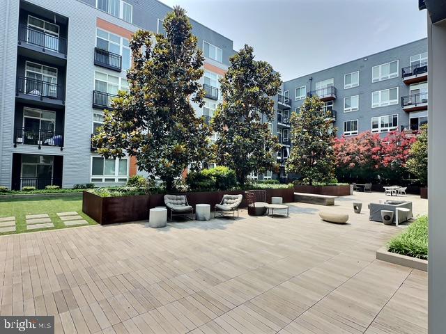 NATIONAL HARBOR - Residential Lease