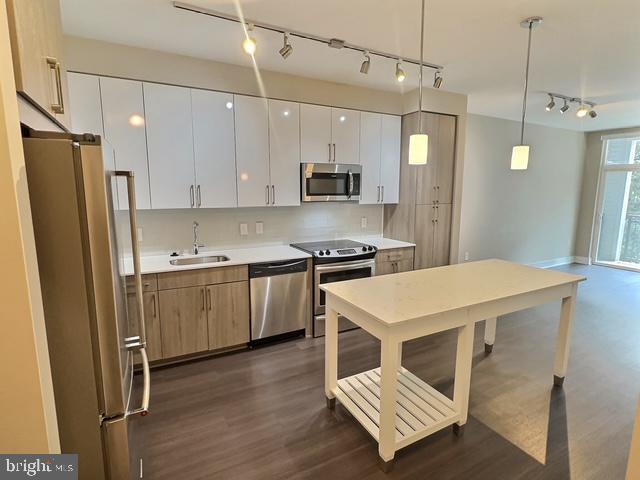 NATIONAL HARBOR - Residential Lease