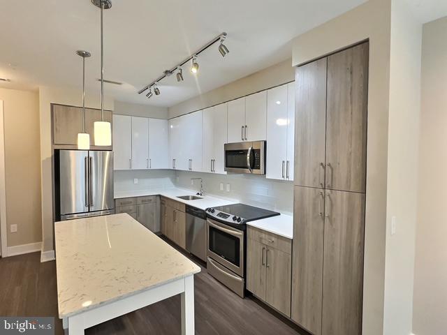 NATIONAL HARBOR - Residential Lease