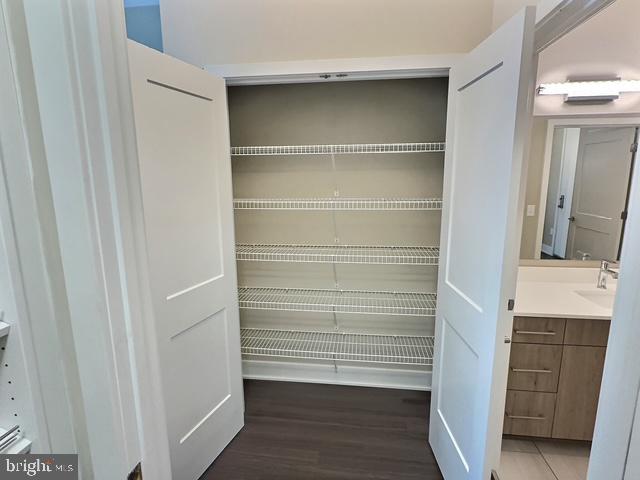 NATIONAL HARBOR - Residential Lease