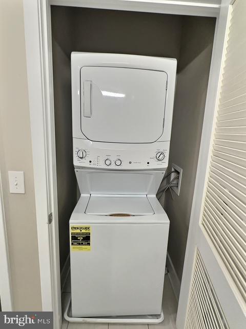 NATIONAL HARBOR - Residential Lease