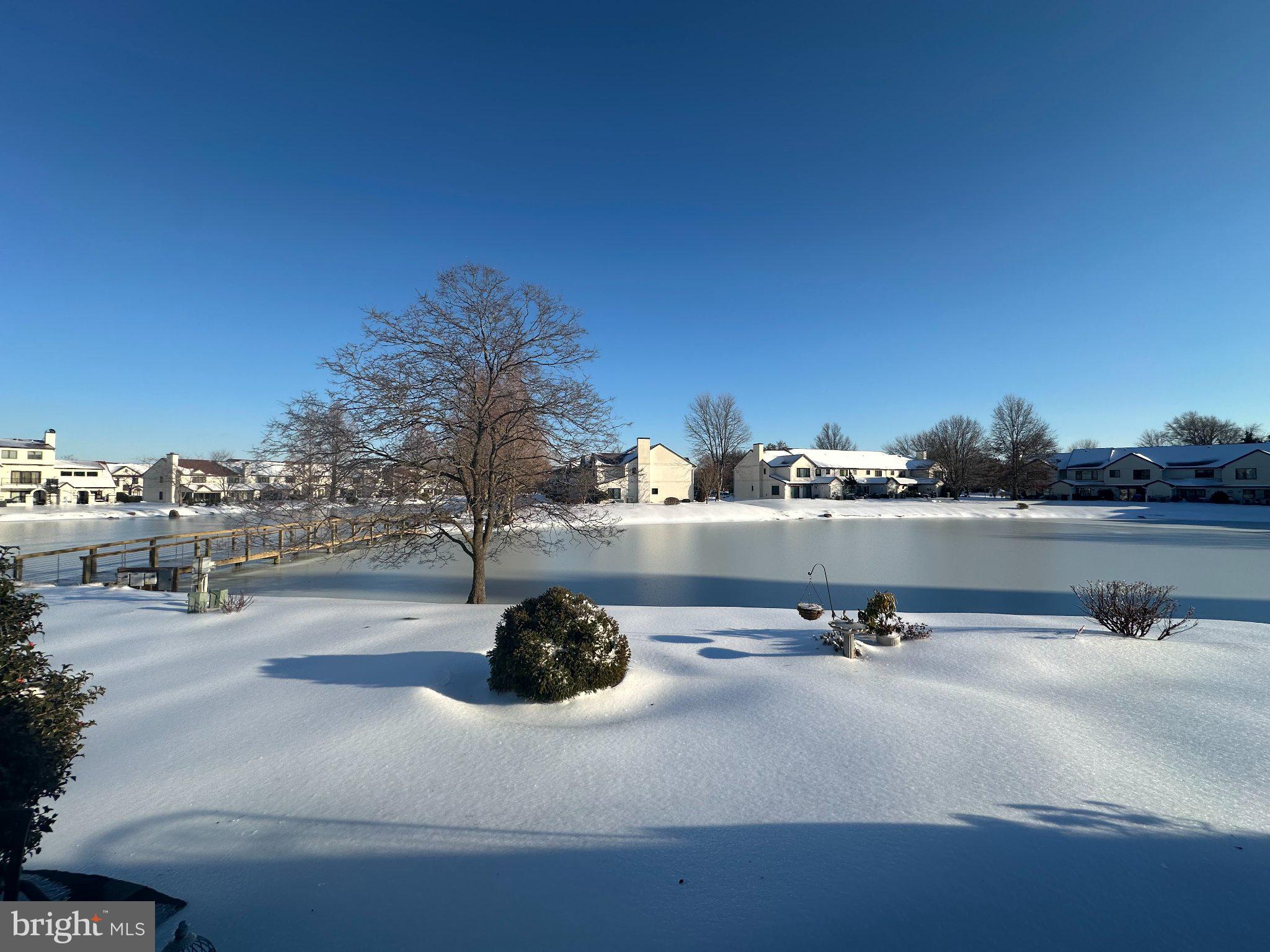 QUEENS LANDING - Residential