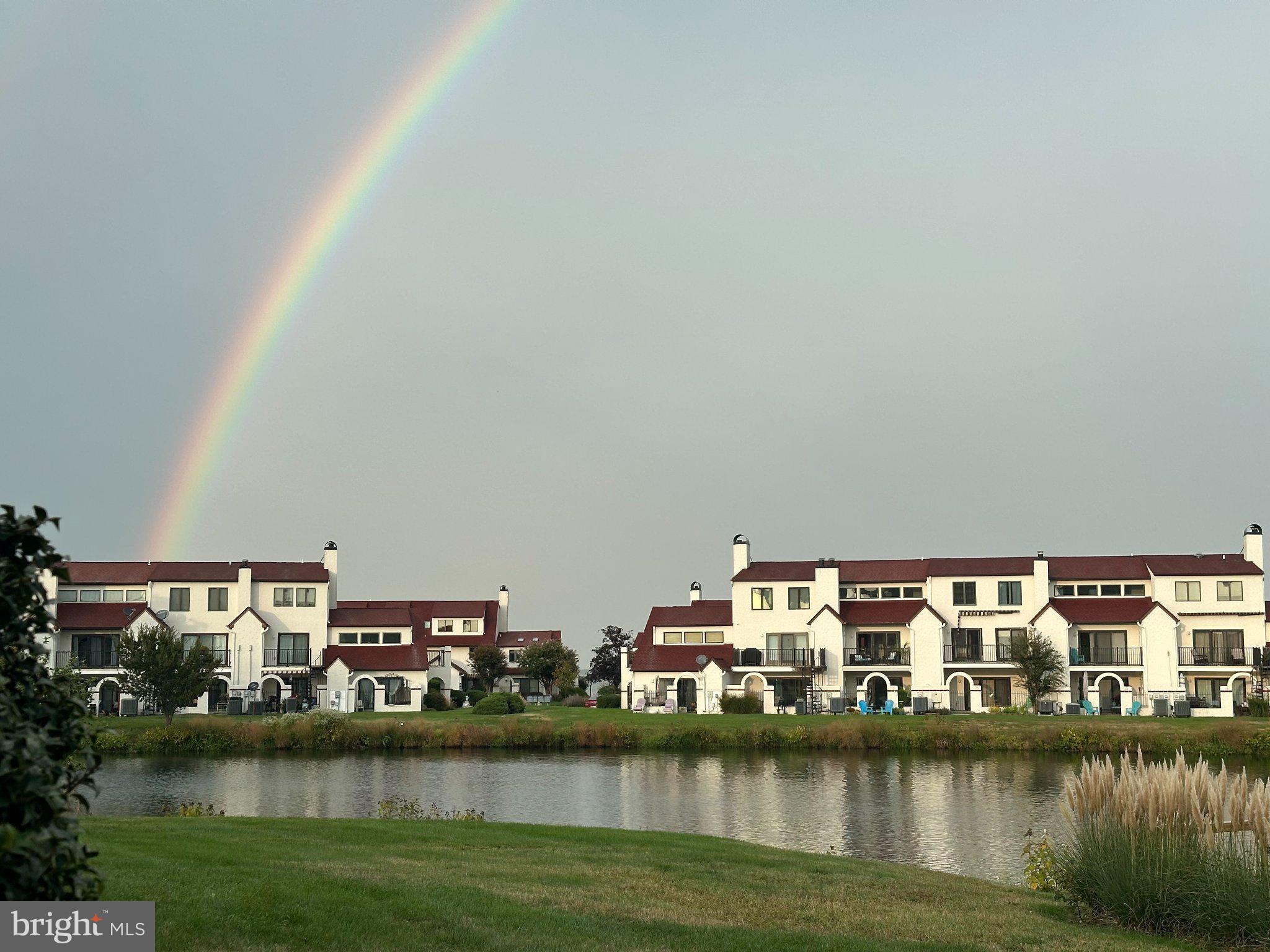 QUEENS LANDING - Residential
