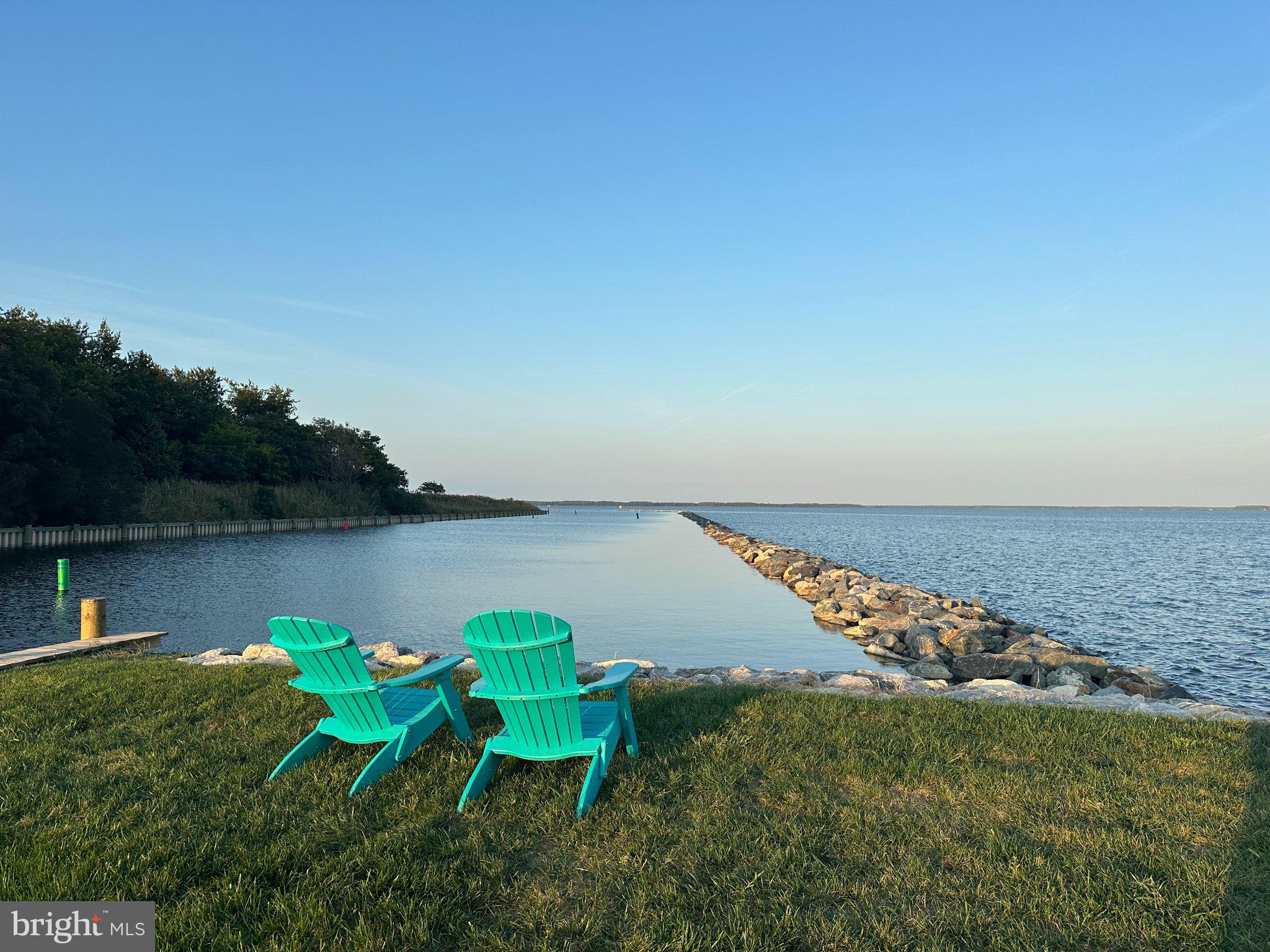 QUEENS LANDING - Residential