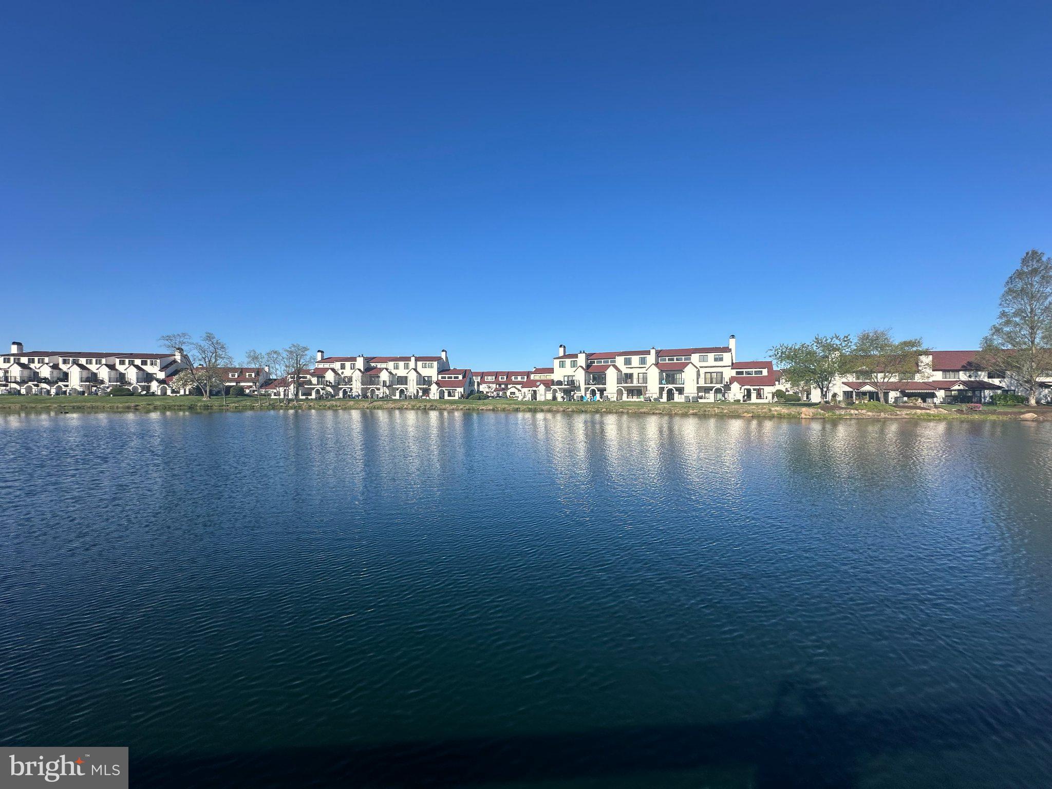 QUEENS LANDING - Residential