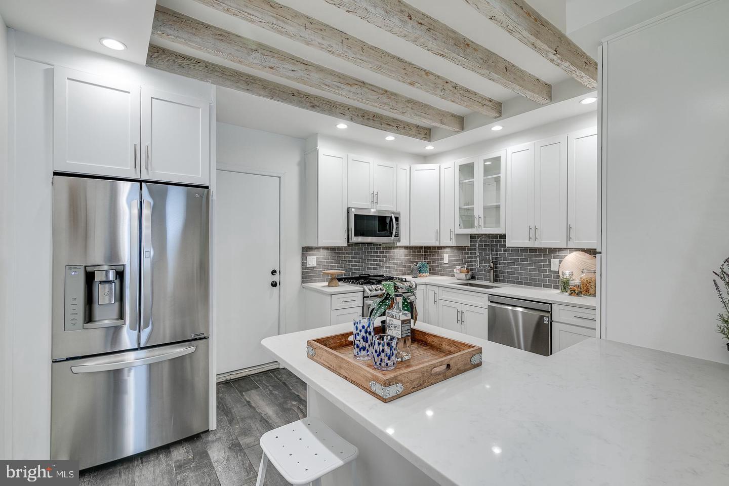 GRADUATE HOSPITAL - Residential Lease