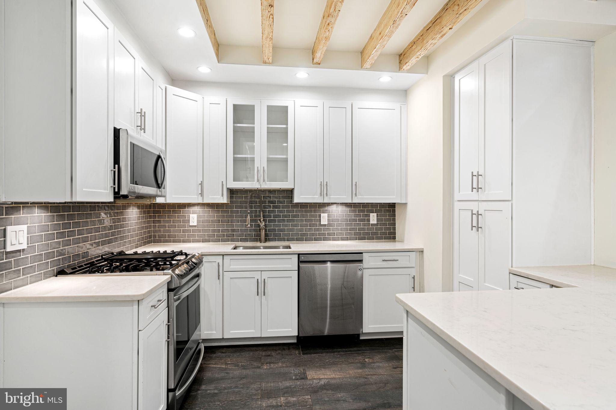 GRADUATE HOSPITAL - Residential Lease