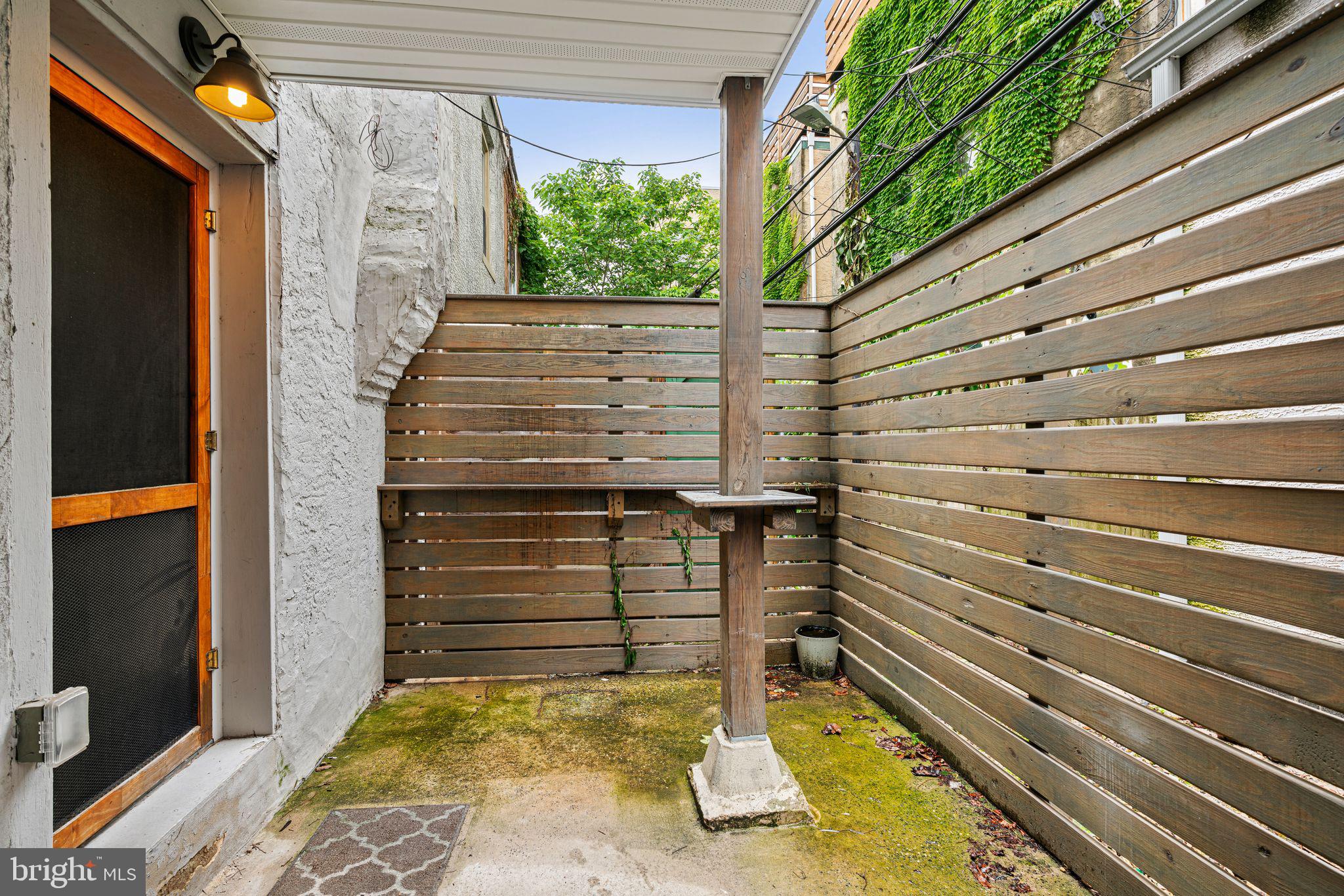 GRADUATE HOSPITAL - Residential Lease