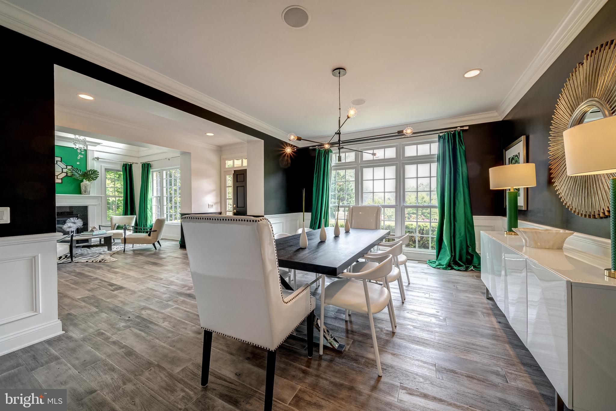 COLVIN MANOR - Residential