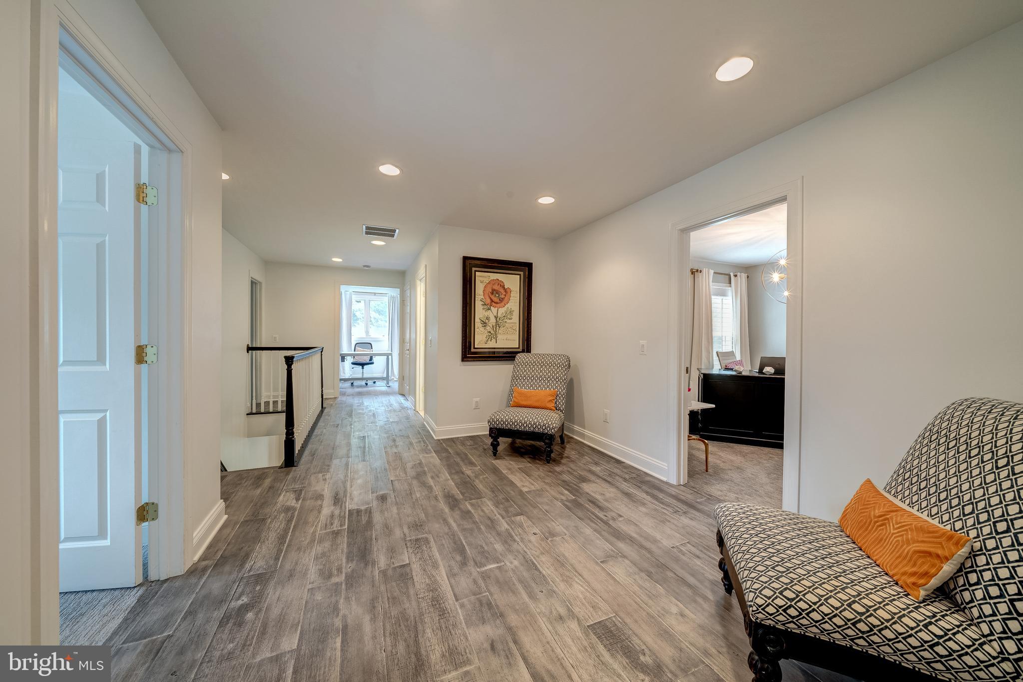 COLVIN MANOR - Residential