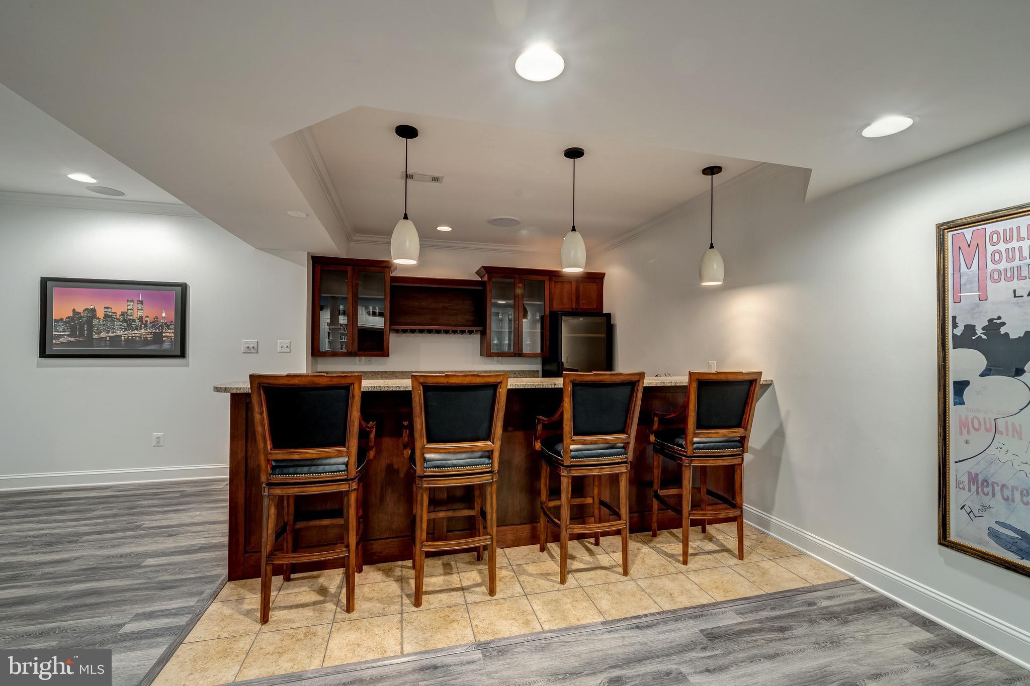 COLVIN MANOR - Residential