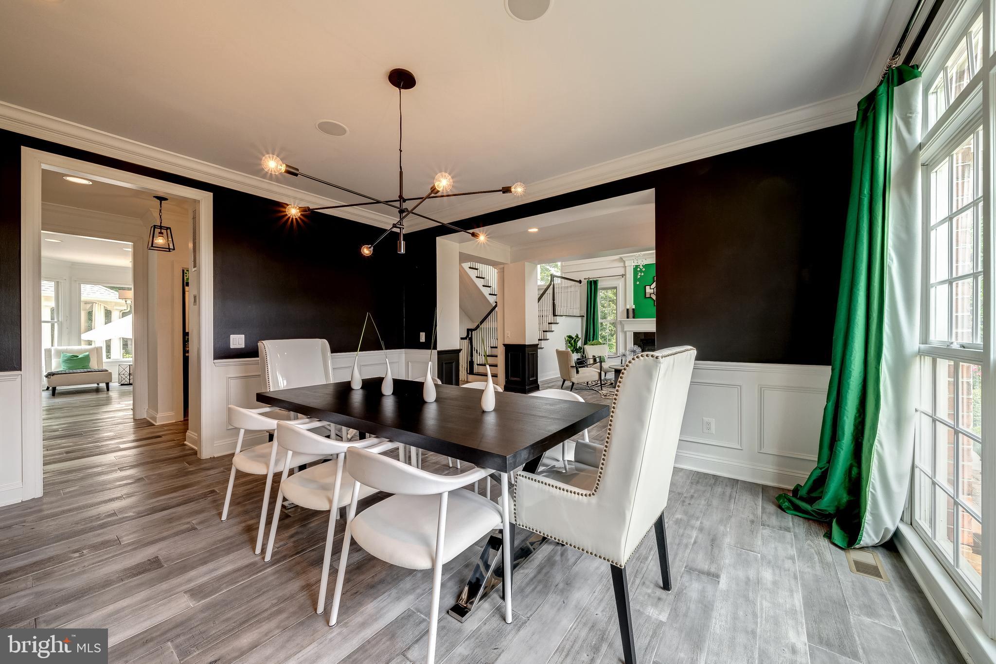 COLVIN MANOR - Residential