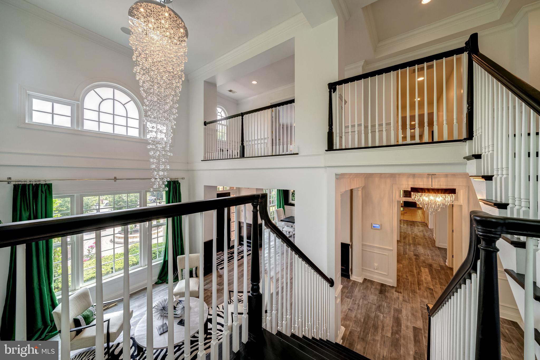 COLVIN MANOR - Residential