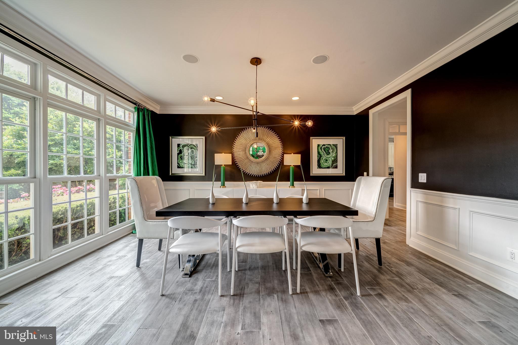 COLVIN MANOR - Residential