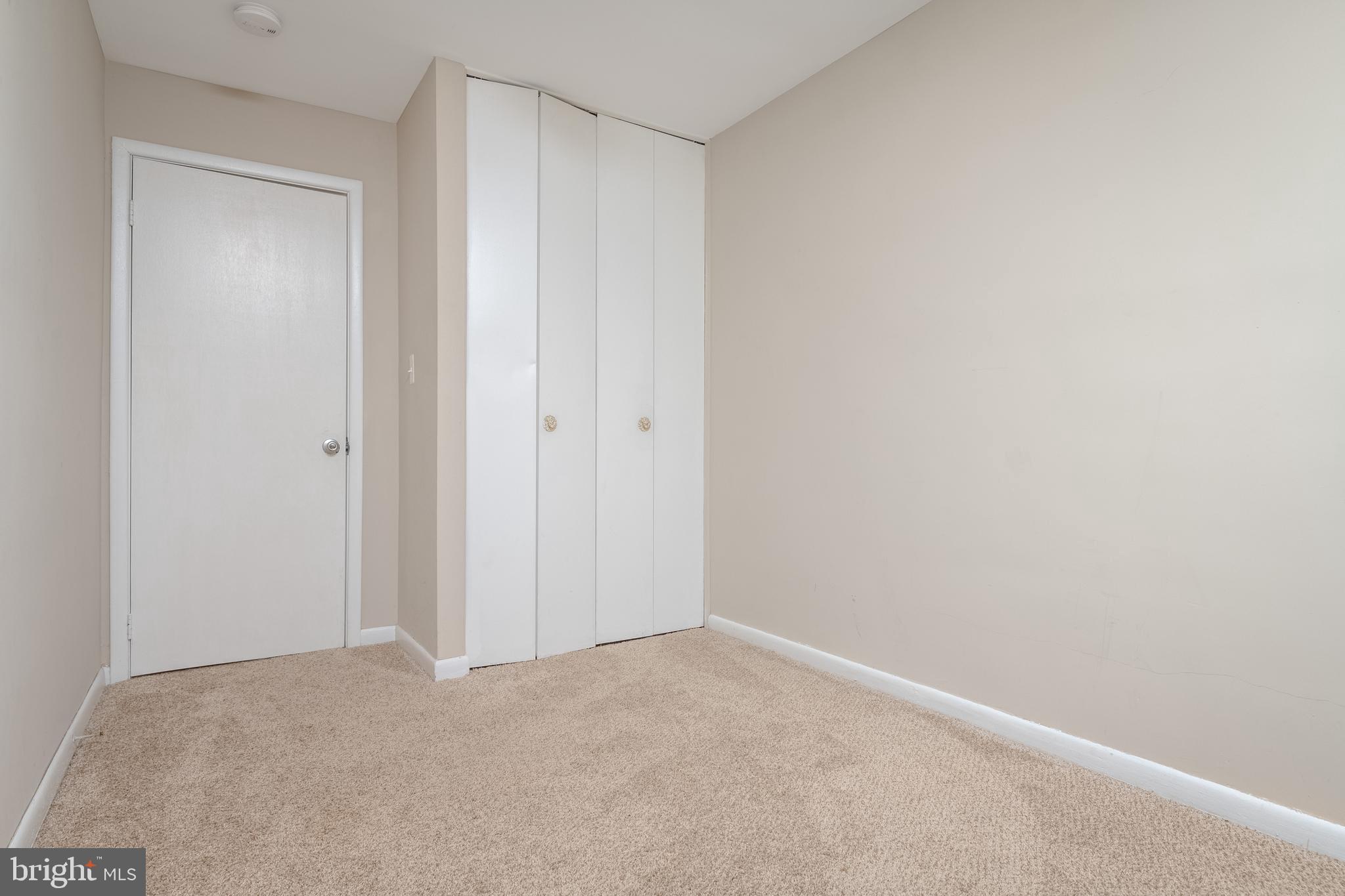 OAKLEIGH - Residential Lease