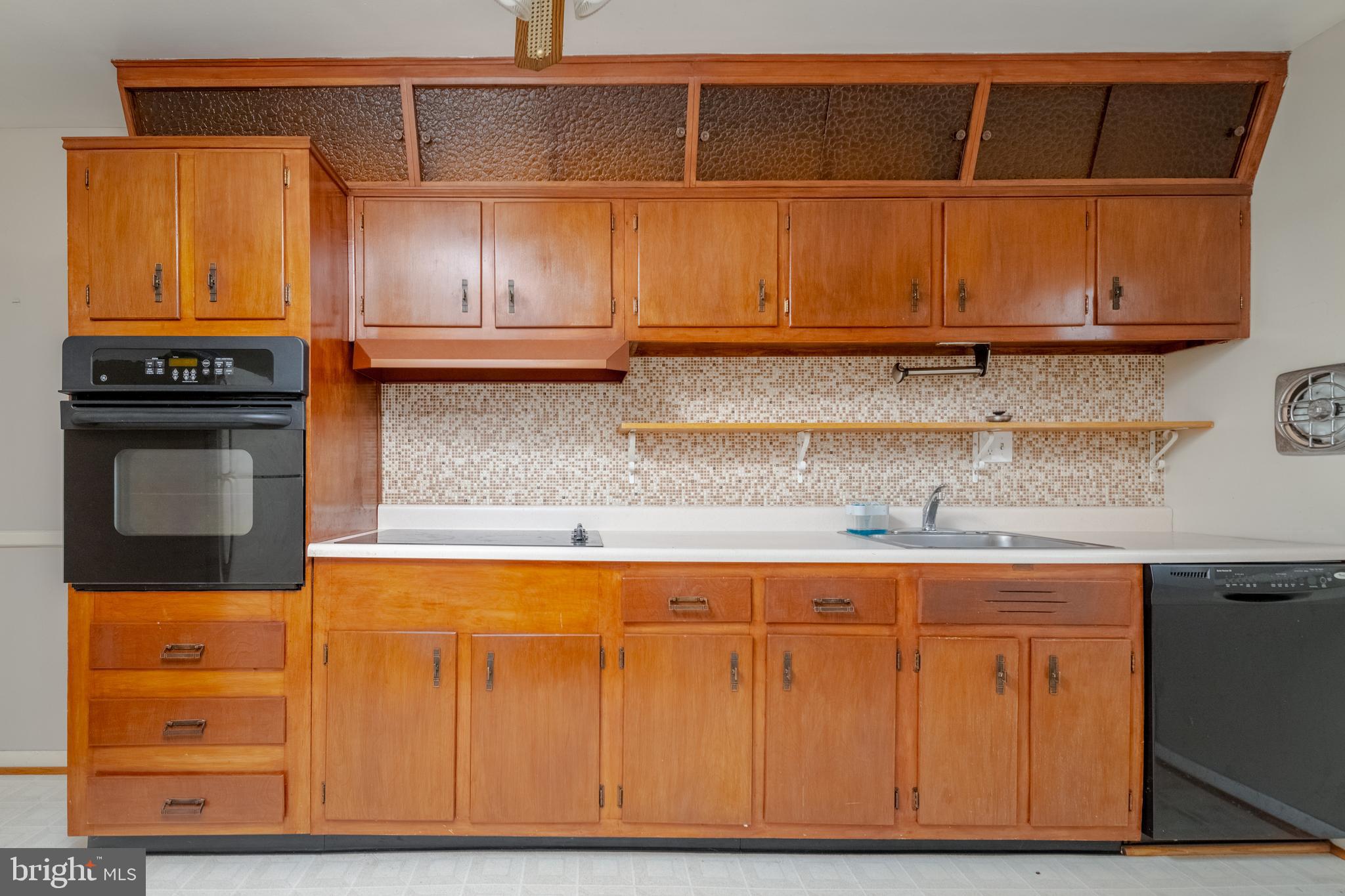 OAKLEIGH - Residential Lease