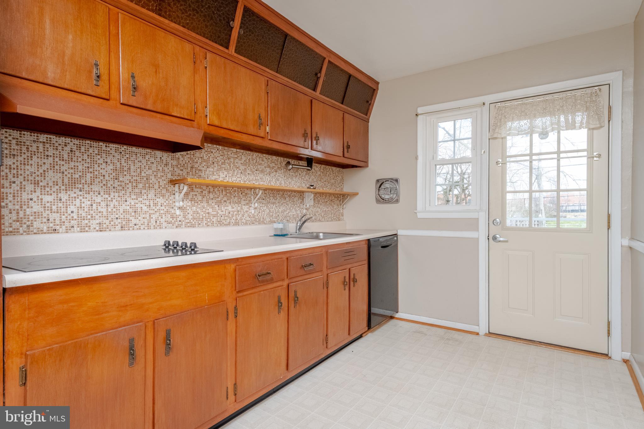 OAKLEIGH - Residential Lease