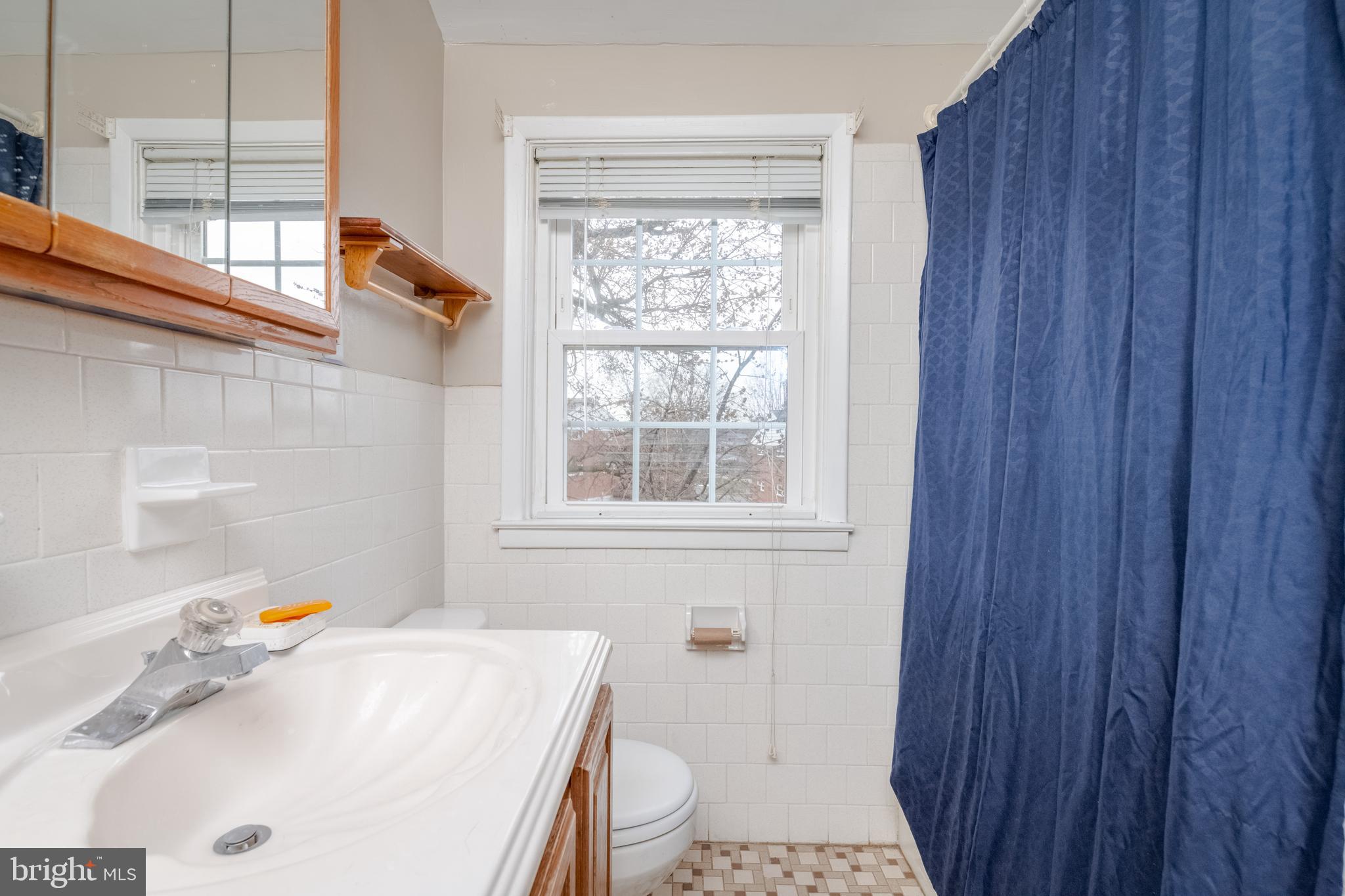 OAKLEIGH - Residential Lease