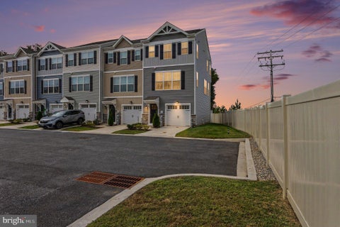 Townhouse For Rent - 303 Sear Court<br/> JOPPA, MD 21085