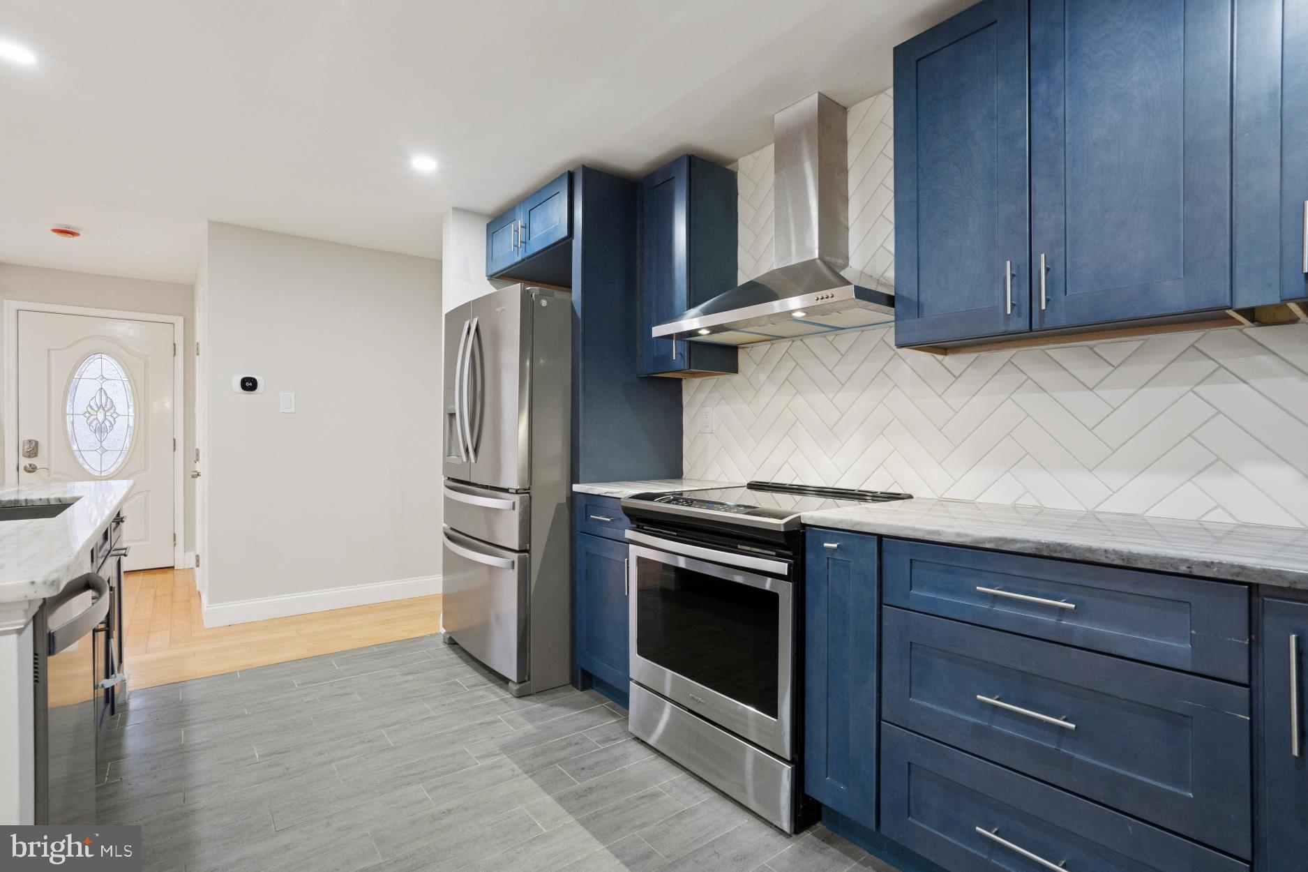 FEASTERVILLE - Residential Lease