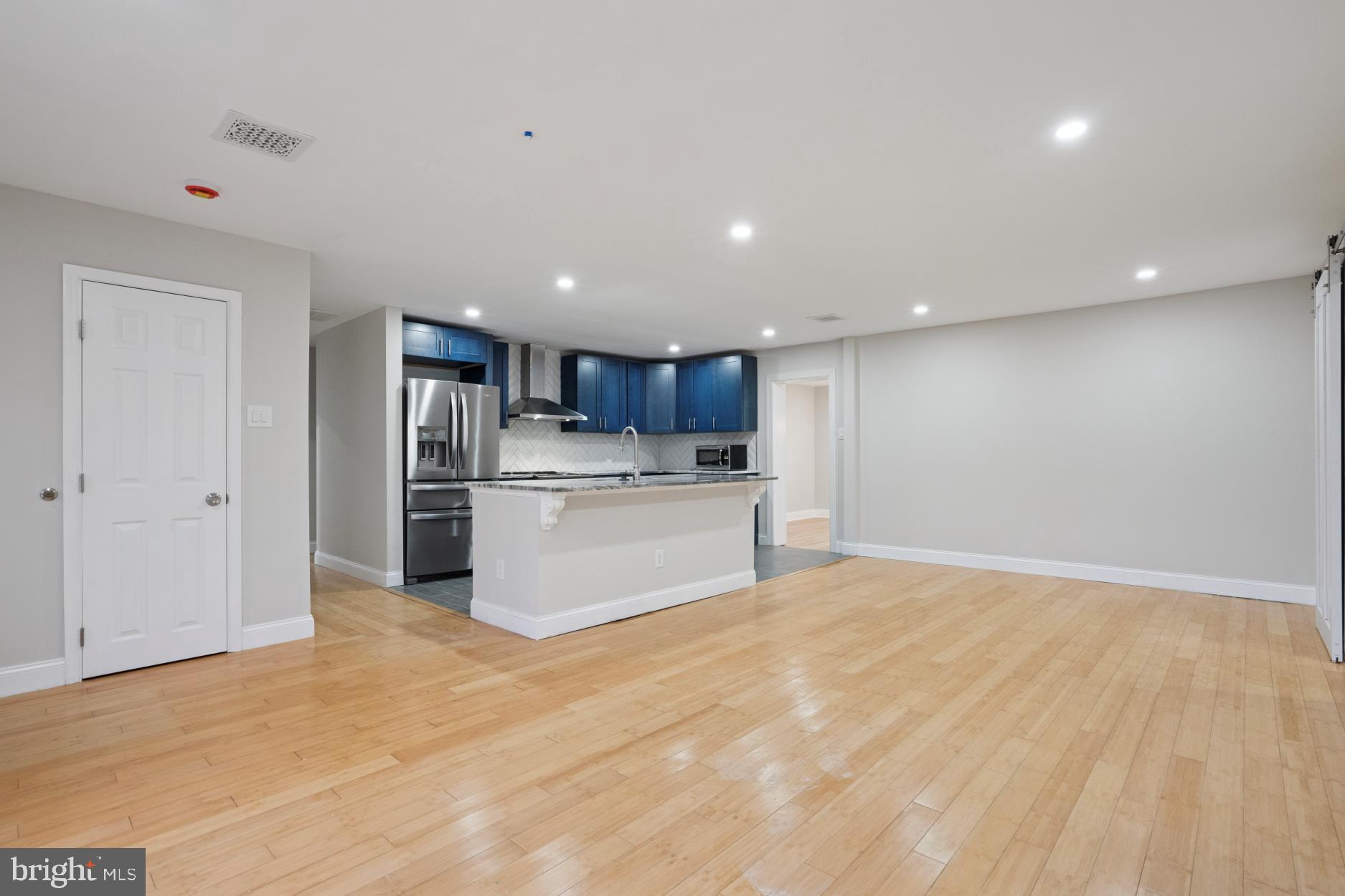 FEASTERVILLE - Residential Lease