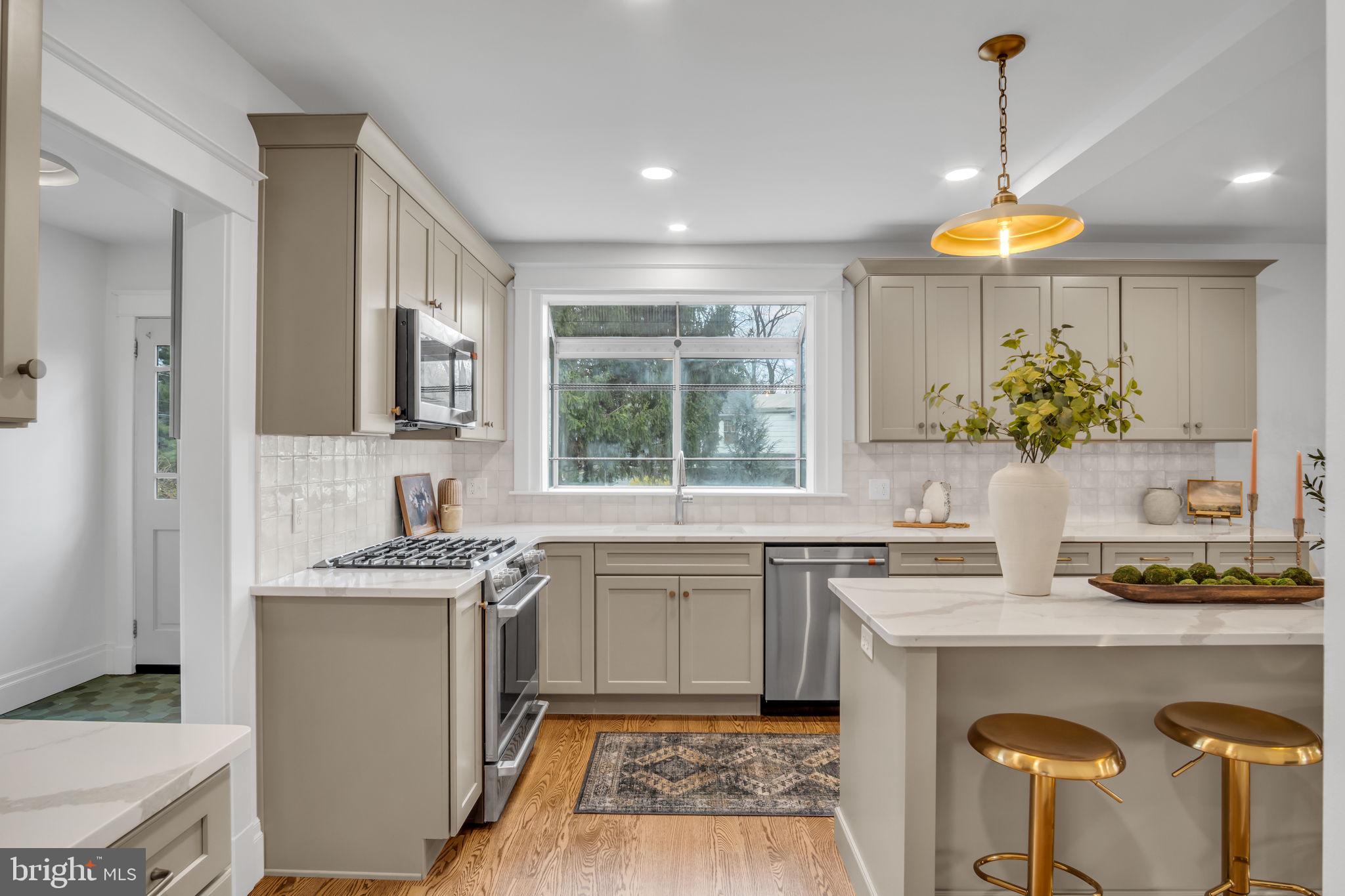 CAMP HILL BOROUGH - Residential