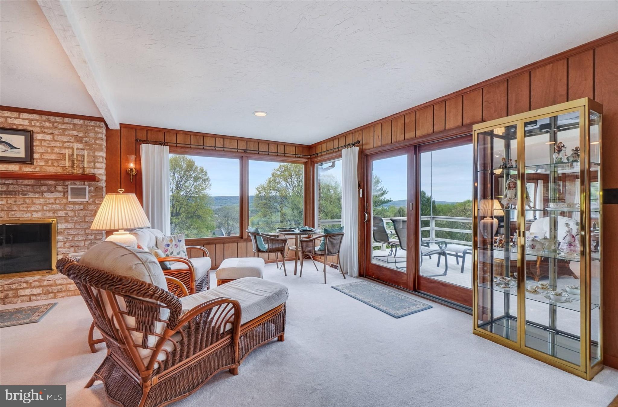 PENN OAKS - Residential