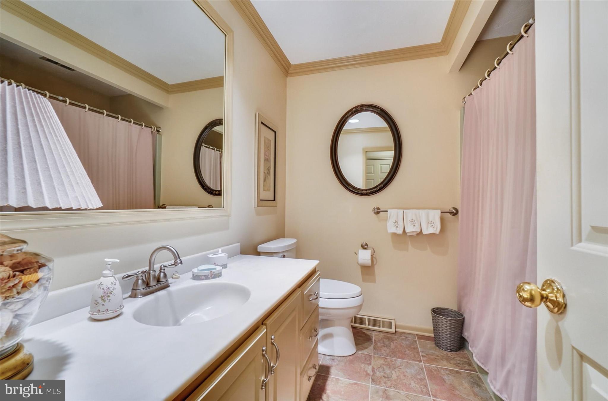 PENN OAKS - Residential