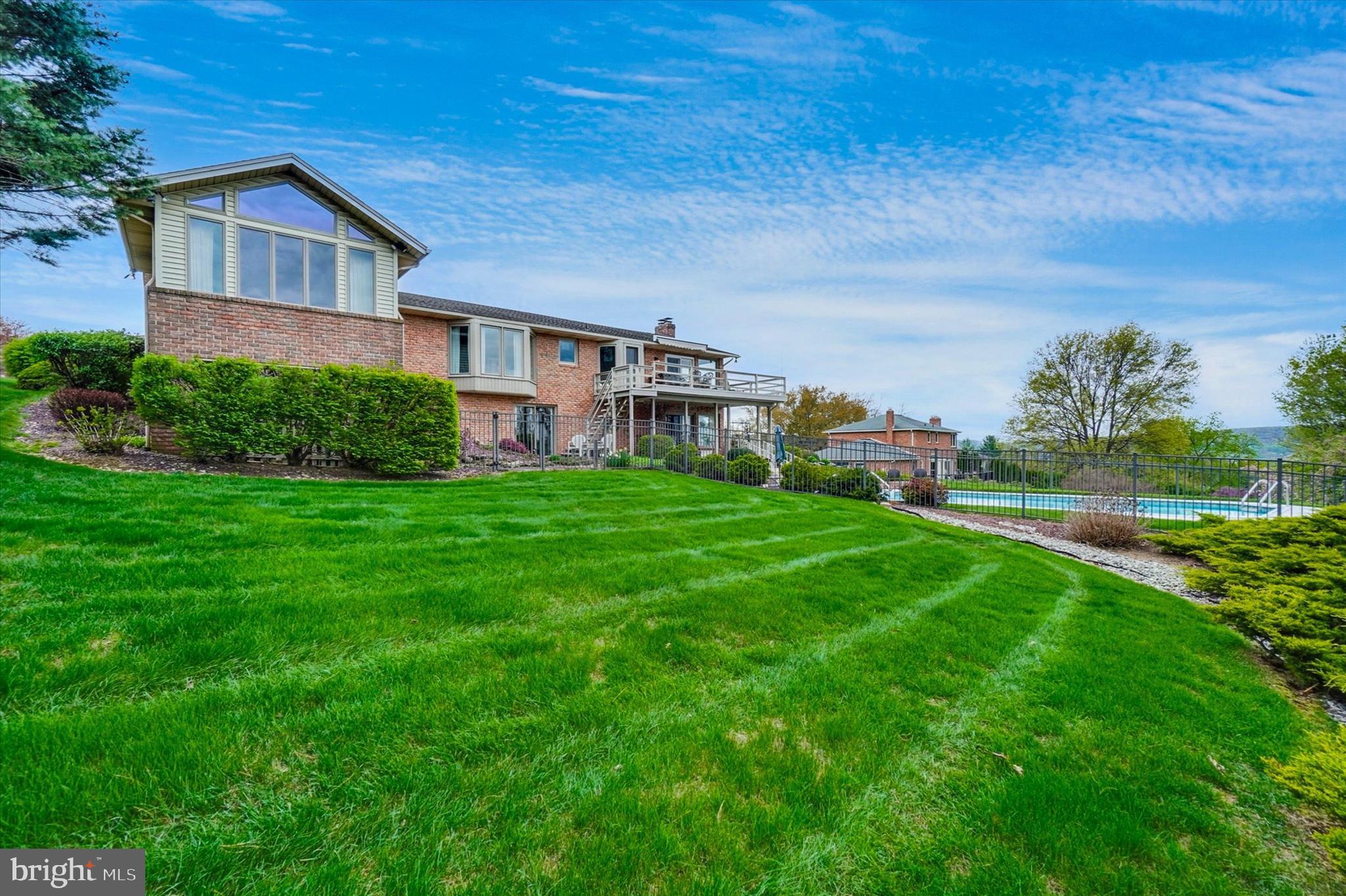 PENN OAKS - Residential