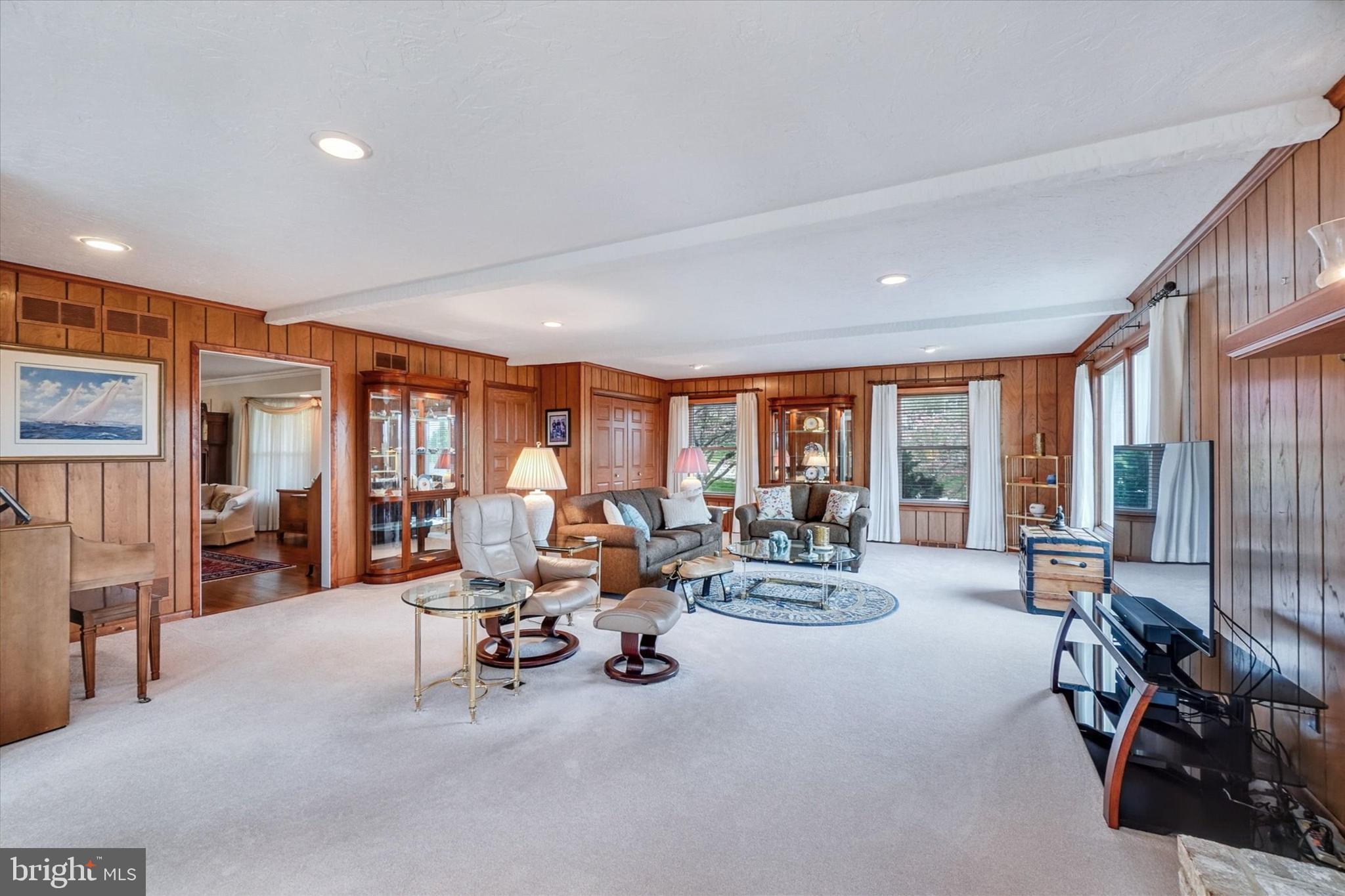 PENN OAKS - Residential