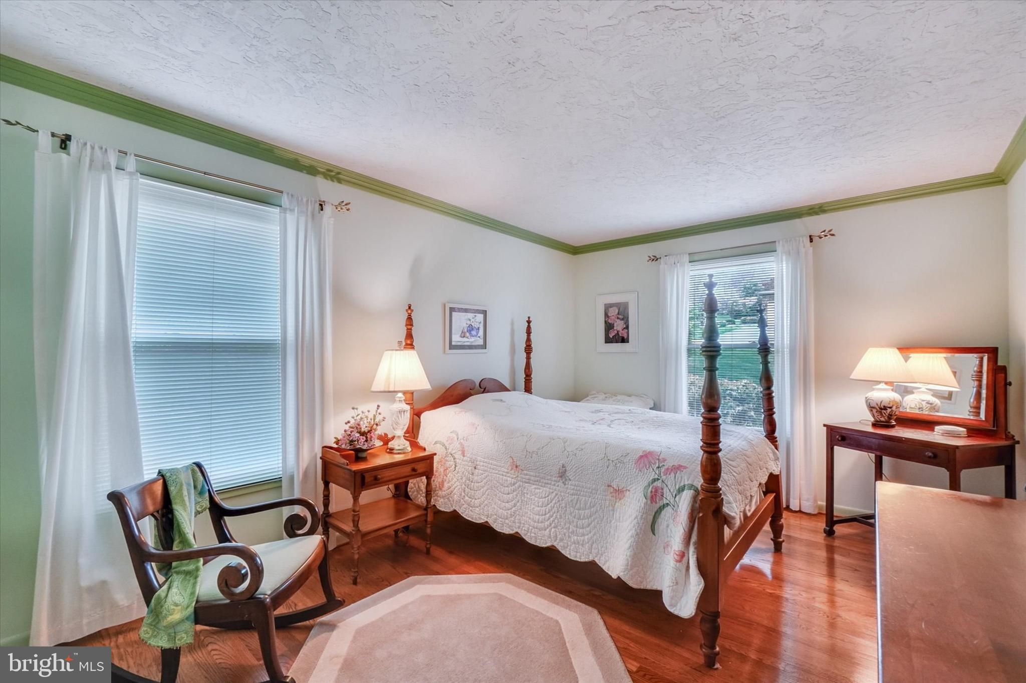 PENN OAKS - Residential