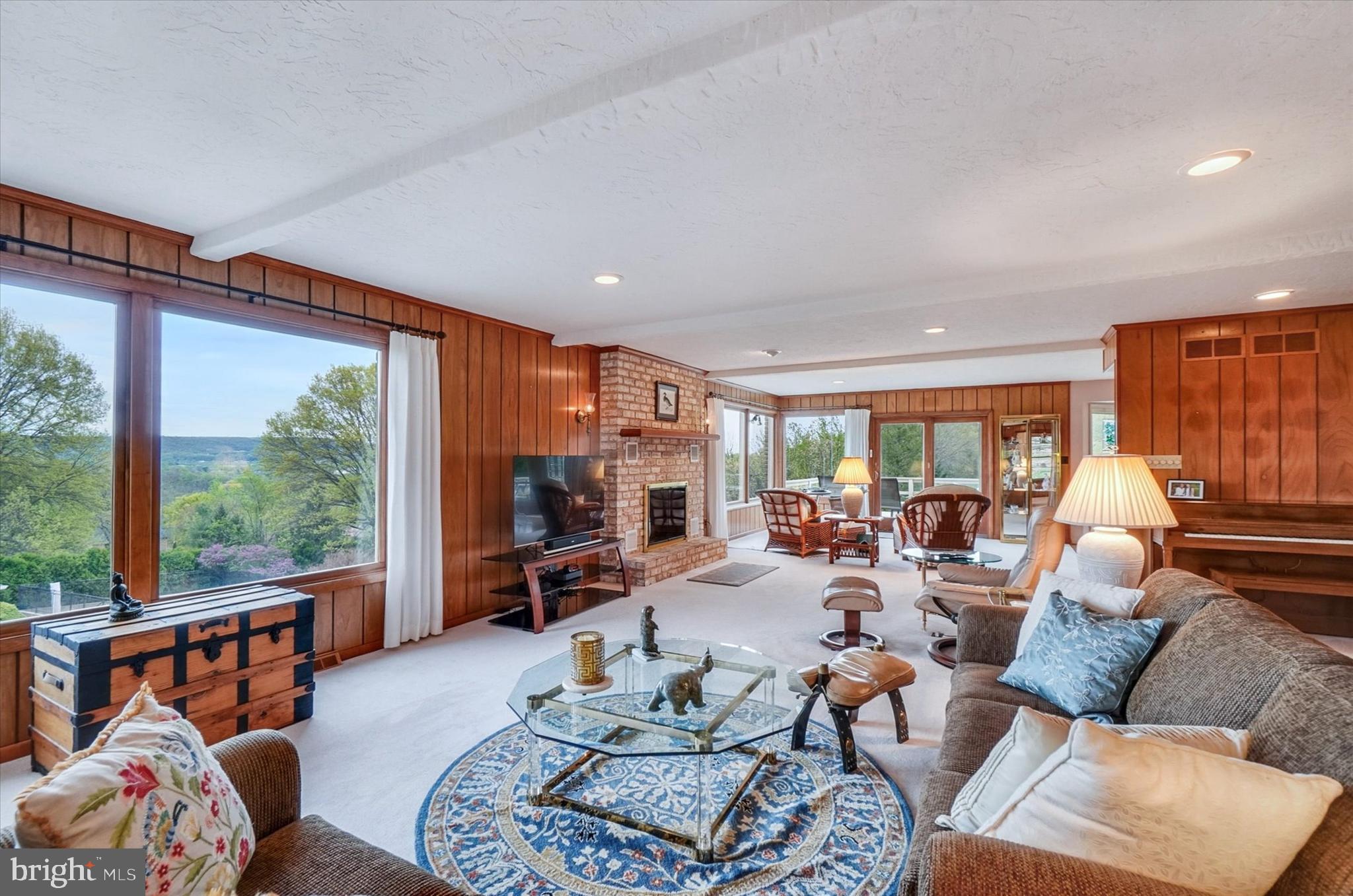 PENN OAKS - Residential