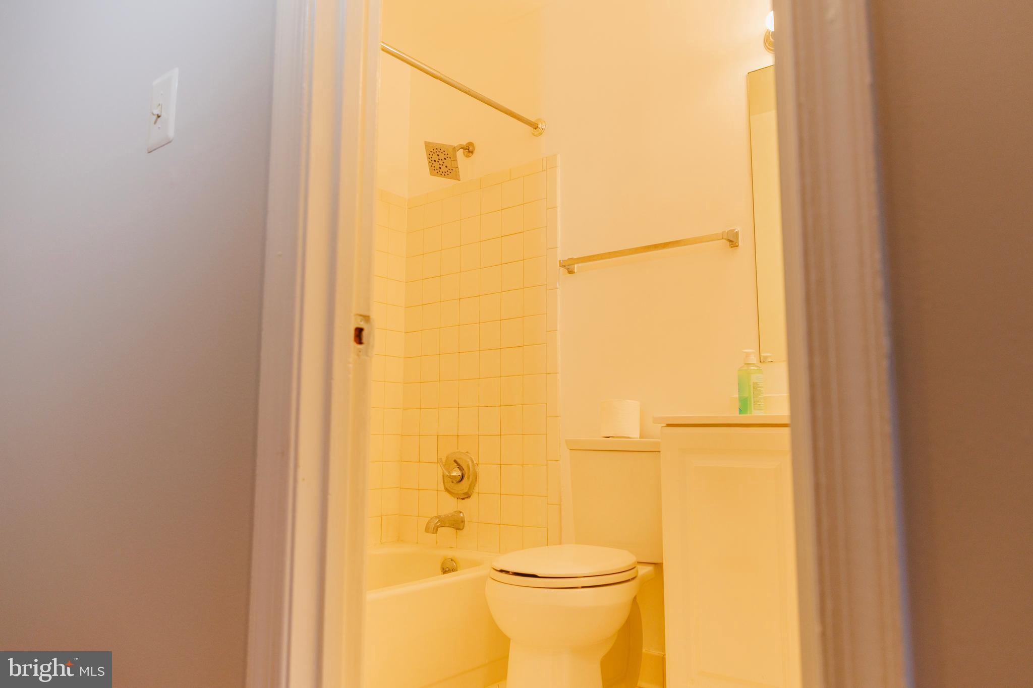 ROCK CREEK MANOR - Residential Lease