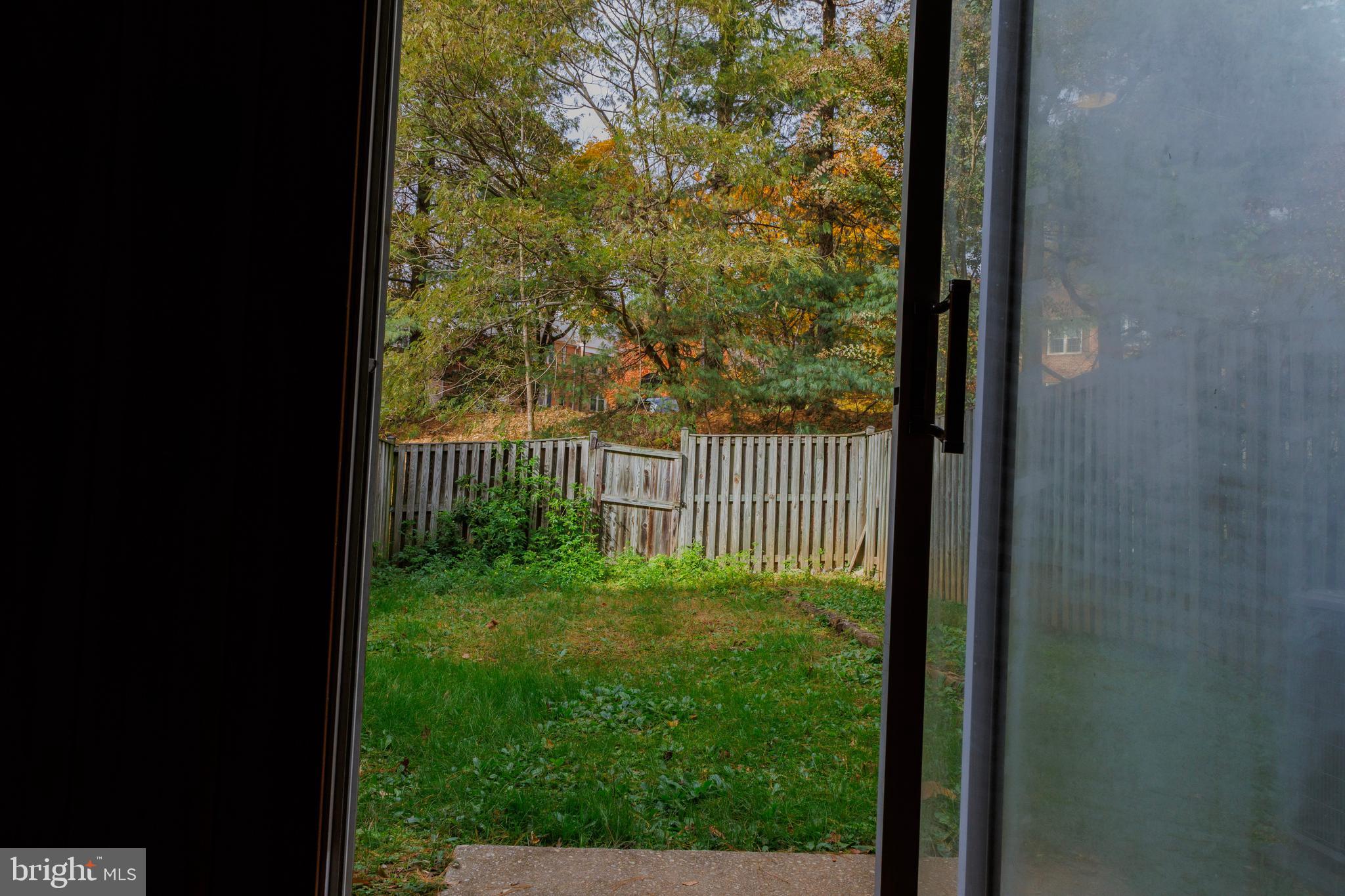 ROCK CREEK MANOR - Residential Lease