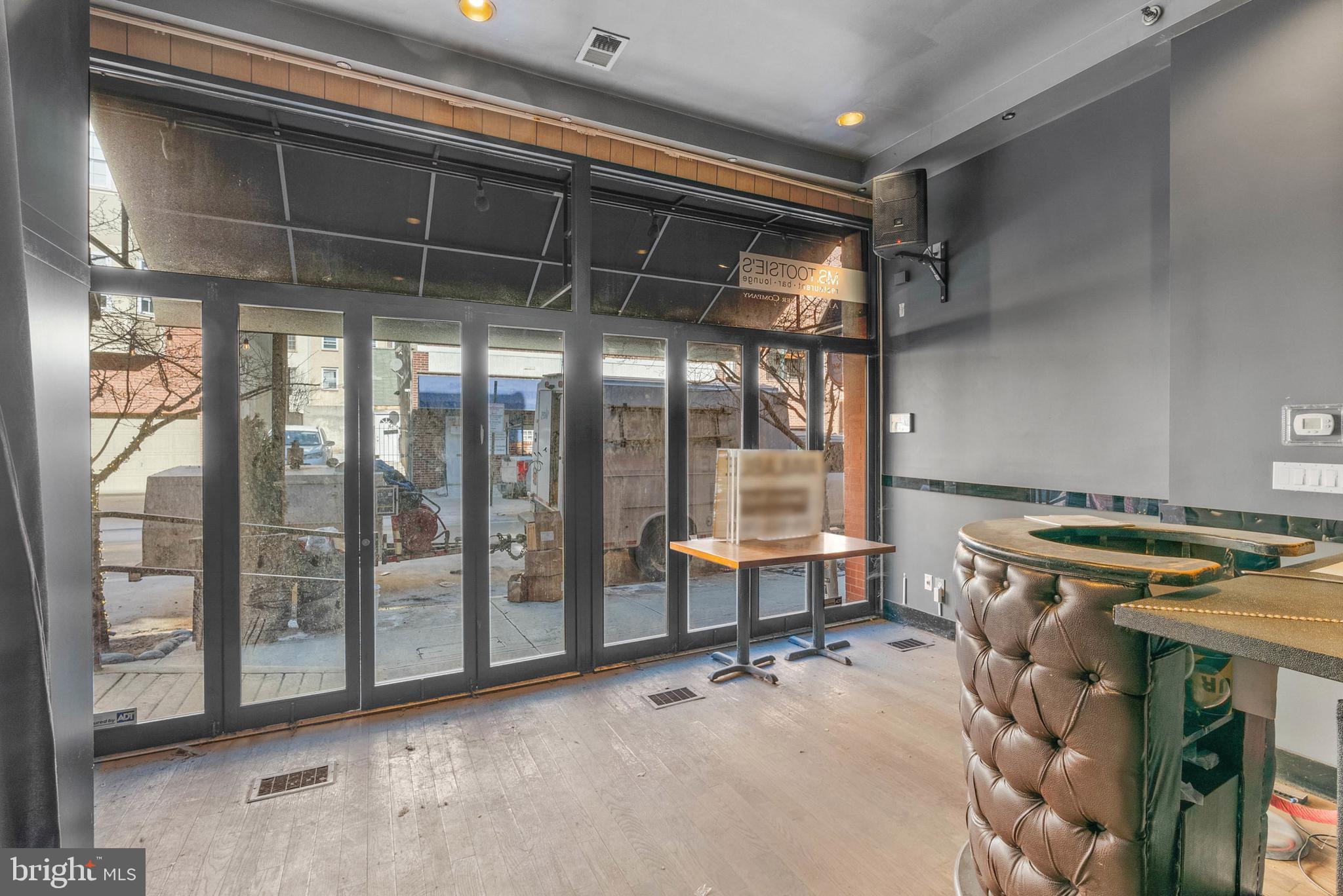 BELLA VISTA - Commercial Sale