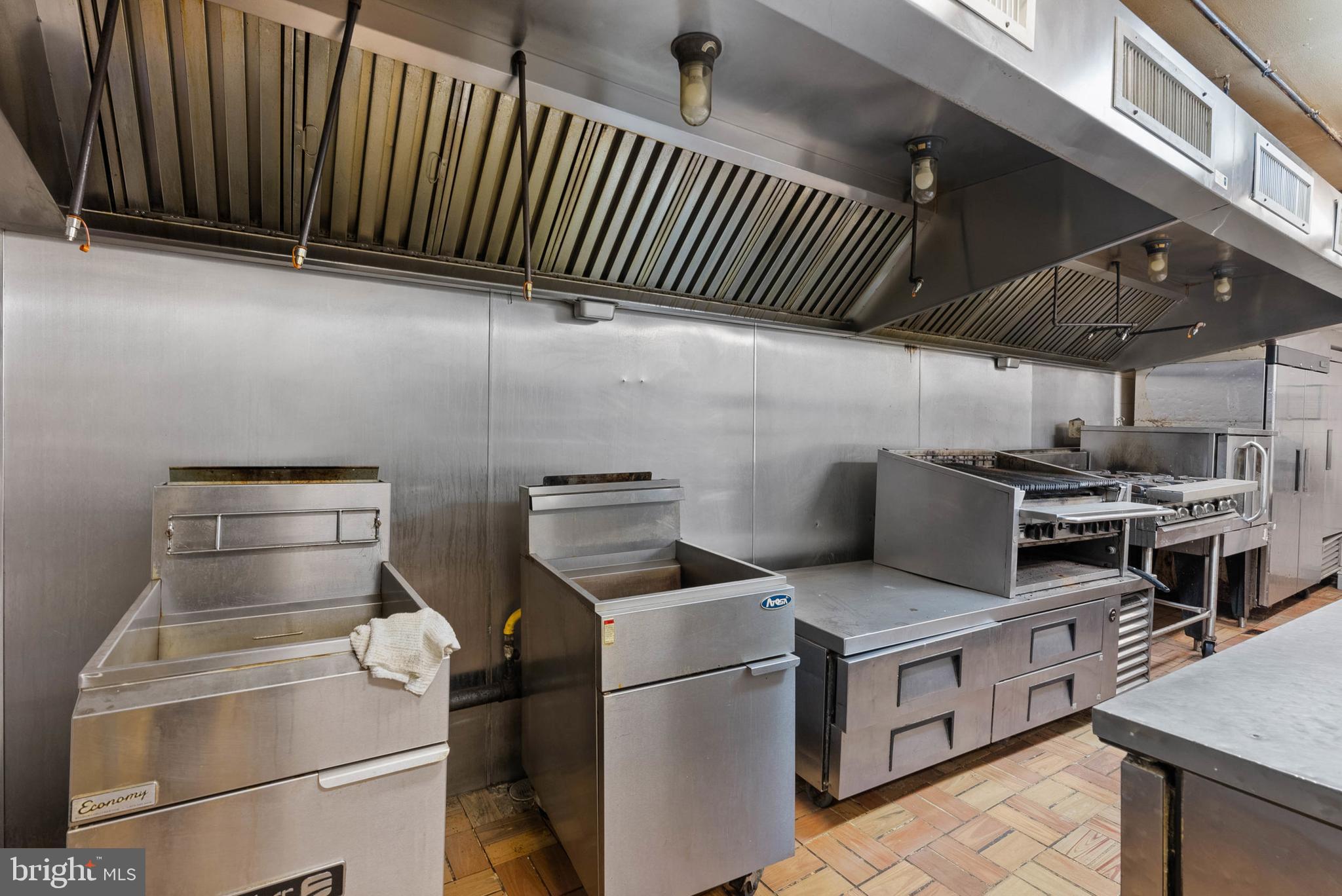 BELLA VISTA - Commercial Sale