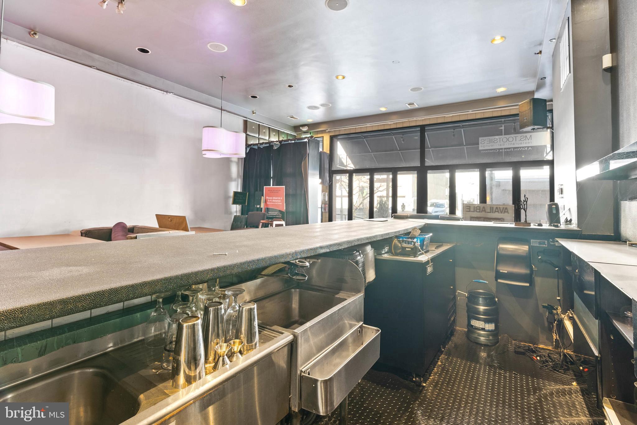 BELLA VISTA - Commercial Sale