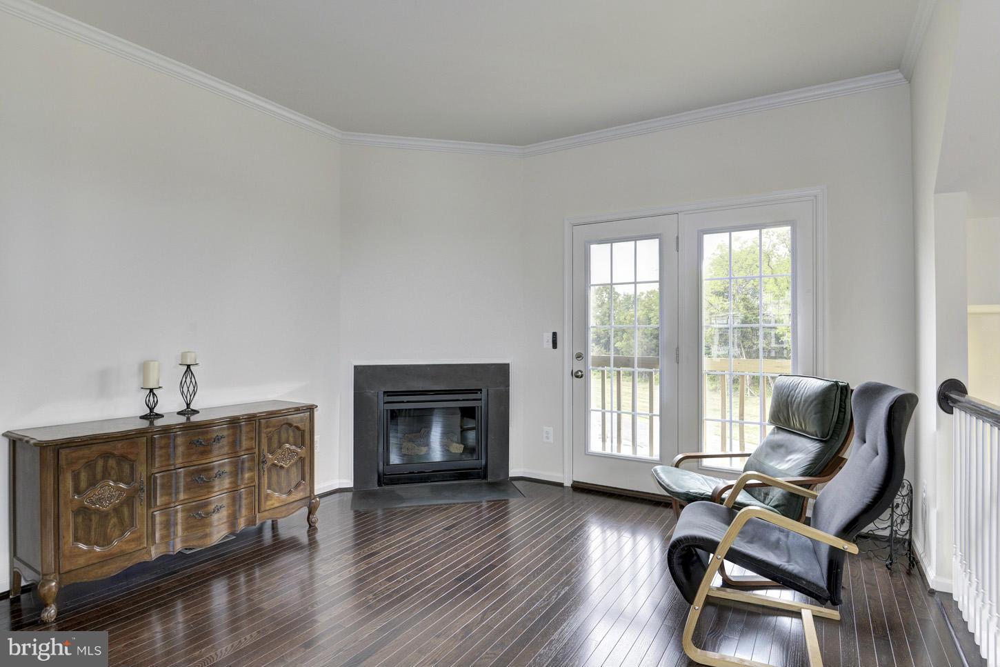 SIGNATURE AT BROADLANDS - Residential