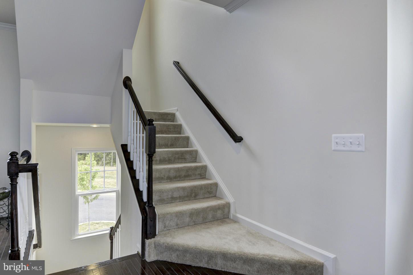 SIGNATURE AT BROADLANDS - Residential