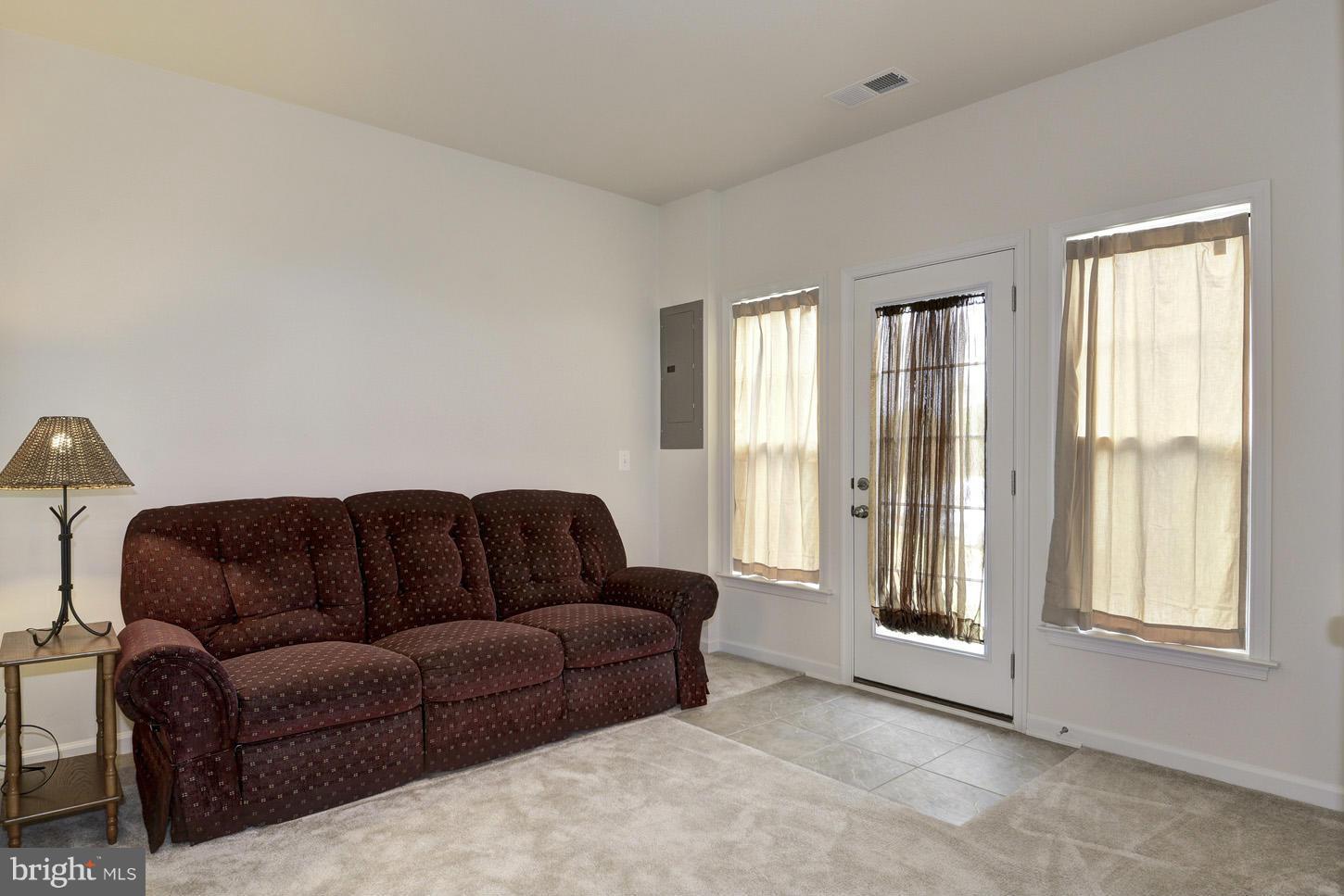 SIGNATURE AT BROADLANDS - Residential