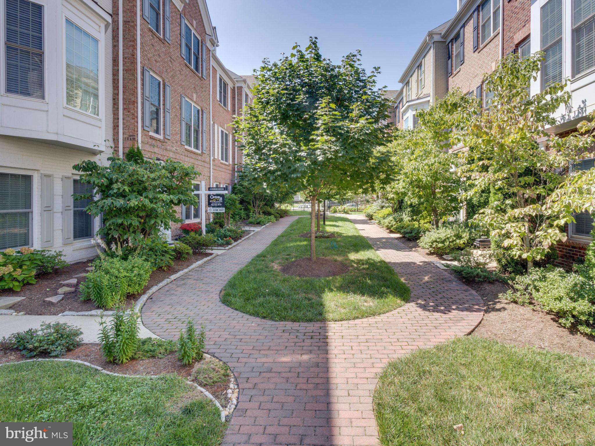 PAVILIONS AT HUNTINGTON - Residential