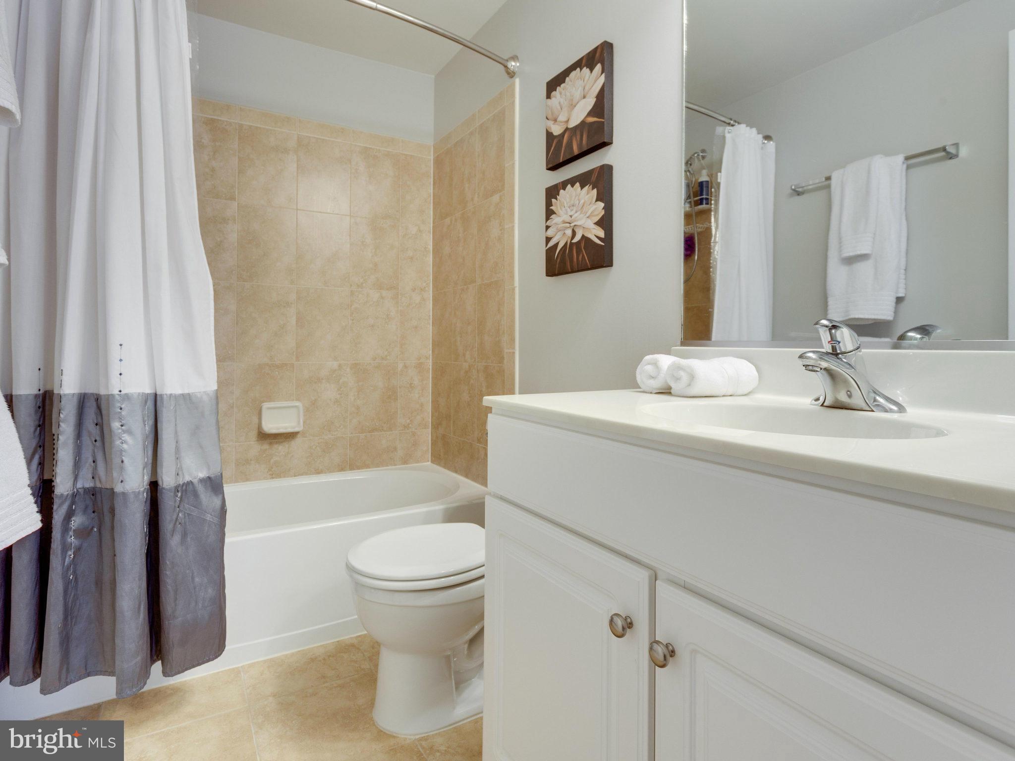 PAVILIONS AT HUNTINGTON - Residential