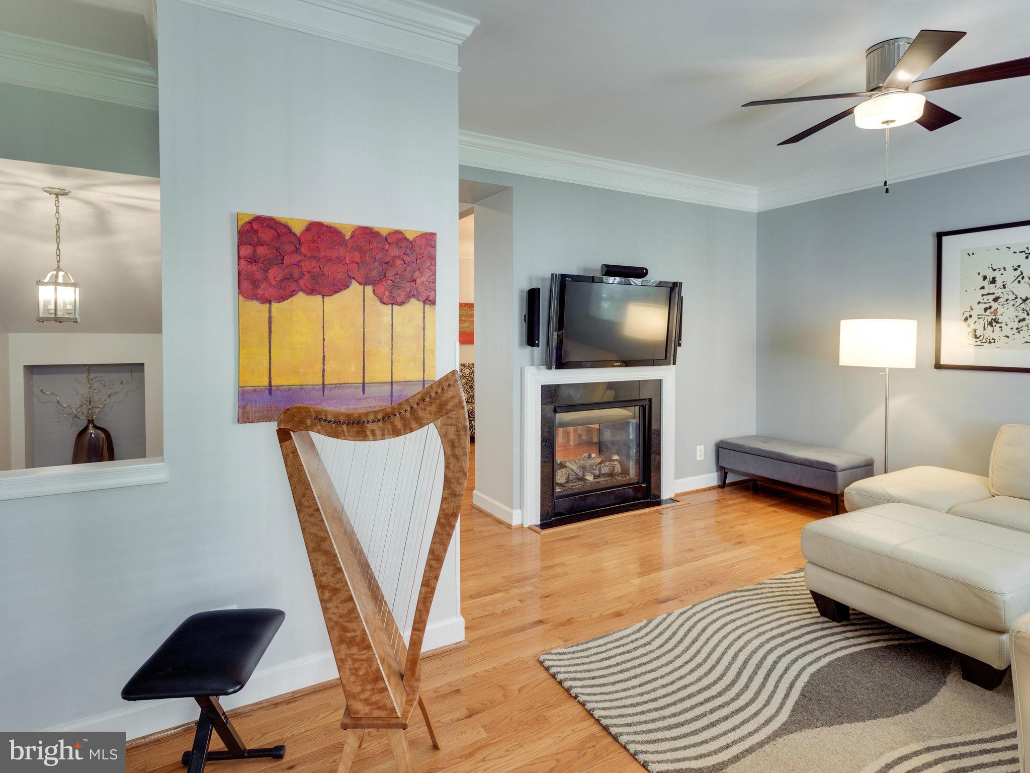 PAVILIONS AT HUNTINGTON - Residential