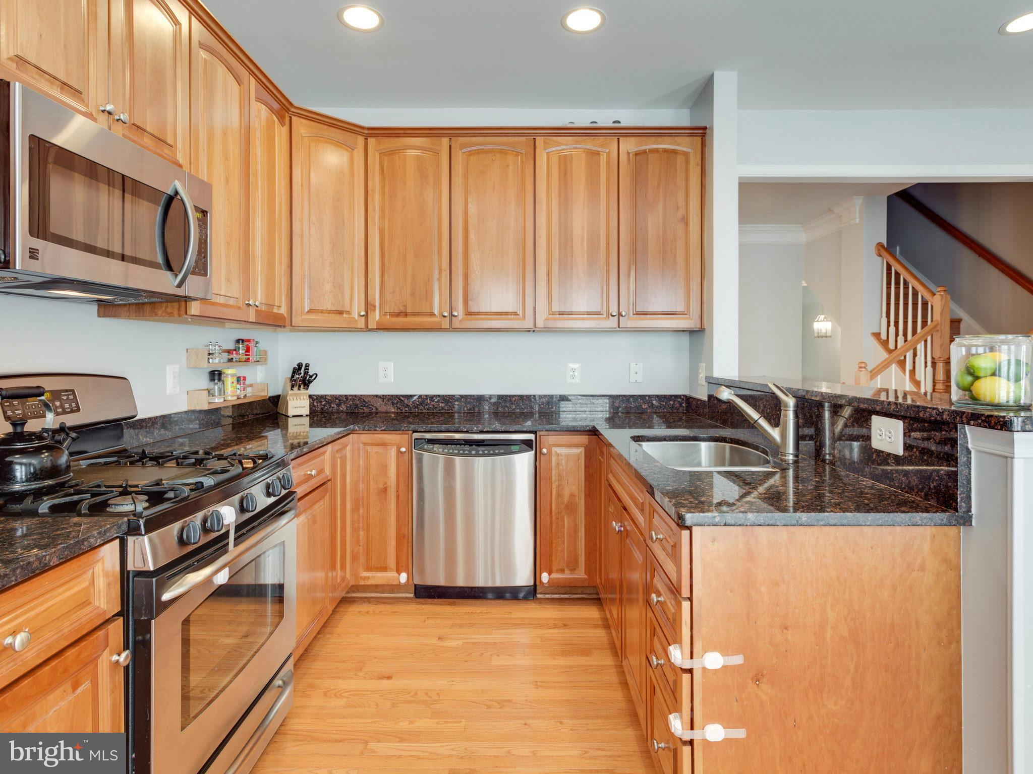 PAVILIONS AT HUNTINGTON - Residential