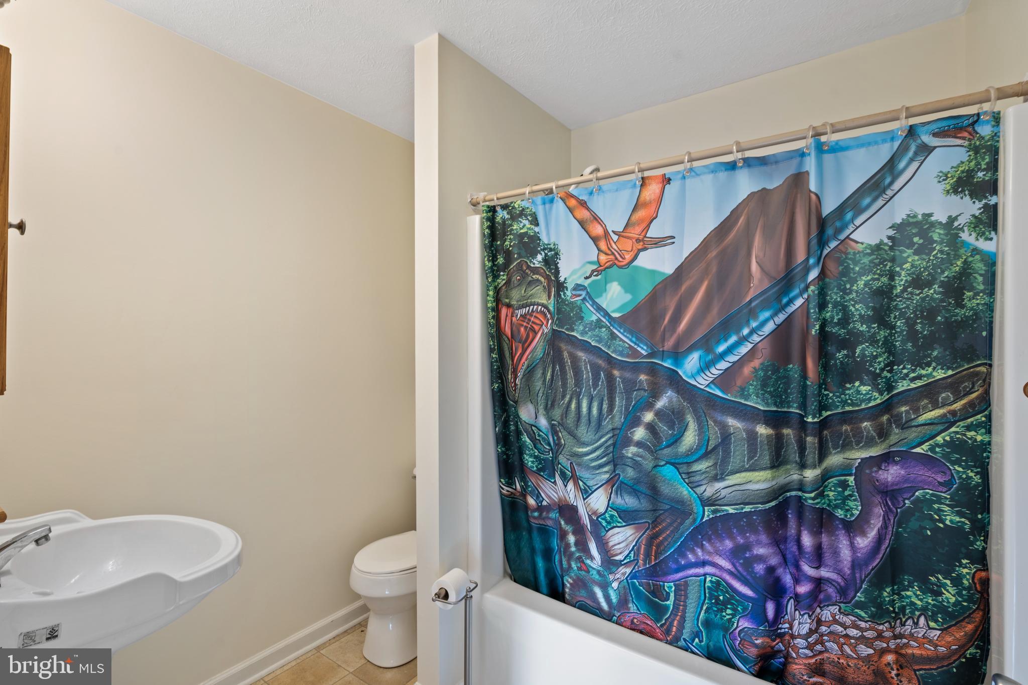 HICKORY CORNER - Residential